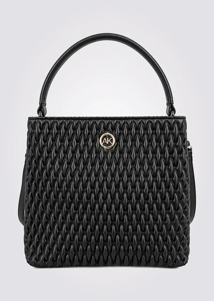 Cartera Women Tote